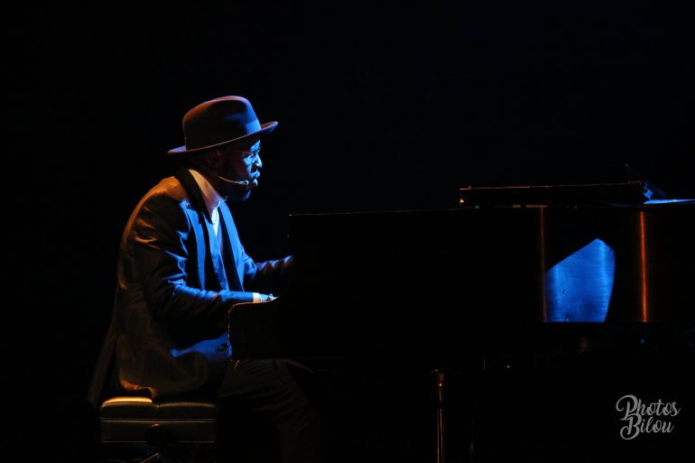 Ludjy Paul-Théodore, gagnant de la finale régionale de Cégeps en spectacle.