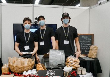 Kiosque de la foire commerciale Jeunes entrepreneurs Montmorency